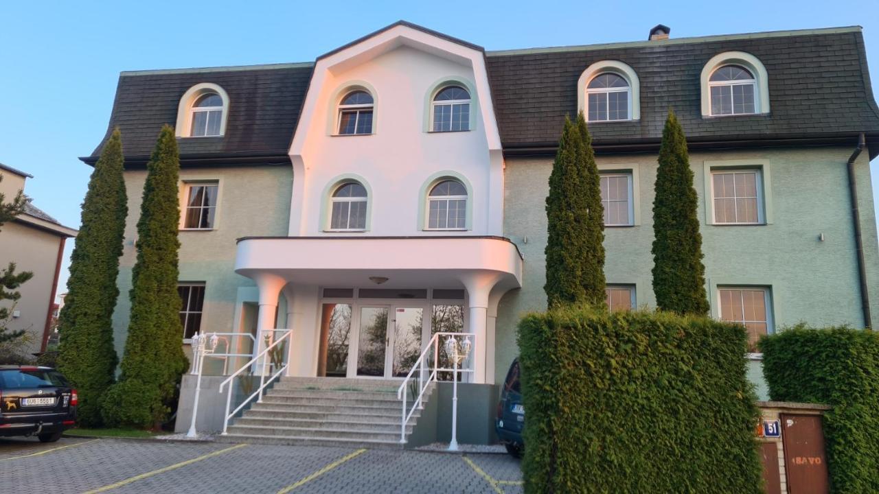 Pension Bila Hora Prague Exterior photo